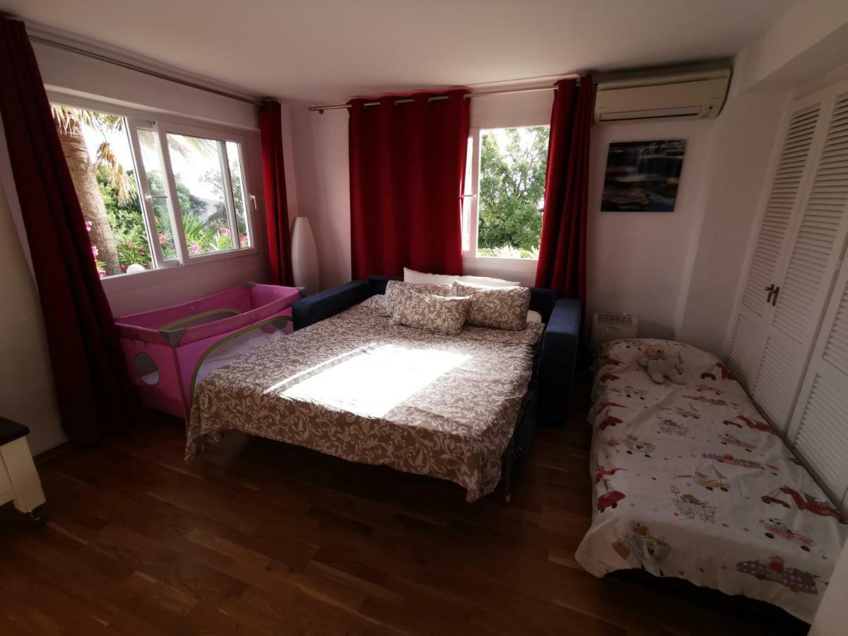 شقة أُخين  في Encantador Y Amplio Estudio A 15 Min De Marbella المظهر الخارجي الصورة